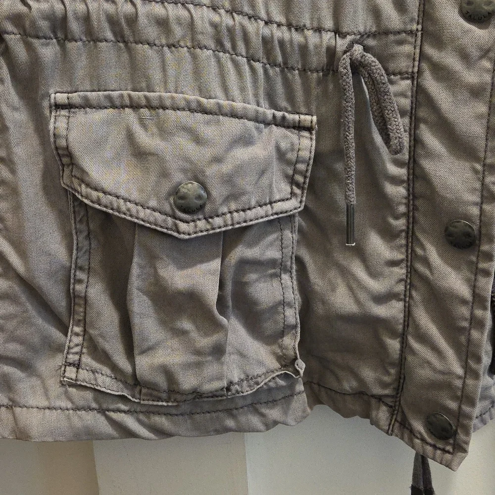 Talula Gray Utility Jacket - Picture 5 of 9